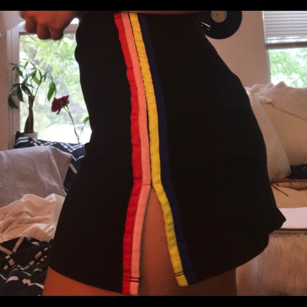 UNIF RAINBOW MINI SKIRT